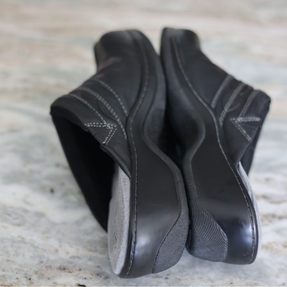 Softwalk Womens Abby Black Leather Comfort Clog Slip On Shoes Size 9 Narrow 9N - Picture 5 of 8